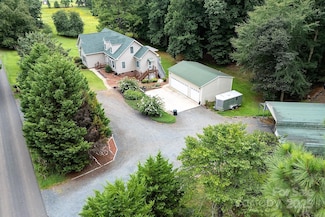 366 Lakehurst Farm Rd, Norwood, NC 28128
