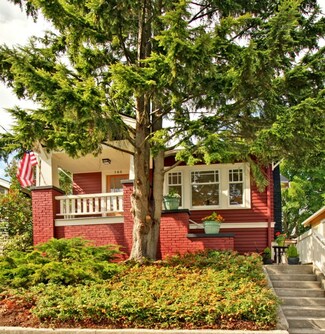 146 NE 53rd St, Seattle, WA 98105