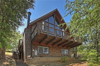 1361 St Anton Dr, Lake Arrowhead, CA 92352