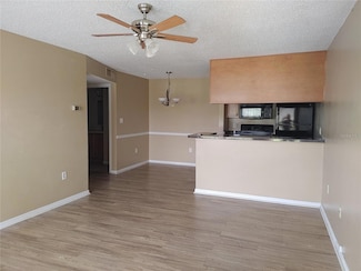 215 Lake Brook Cir Unit 204, Brandon, FL 33511