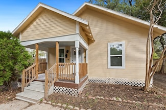 1113 8th St, Rosenberg, TX 77471