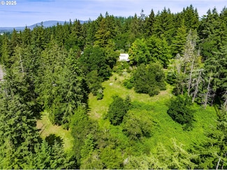 3210 Agate St, Eugene, OR 97405