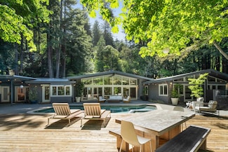 221 S Ridgewood Rd, Kentfield, CA 94904