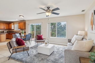 1215 Weaver St, San Diego, CA 92114