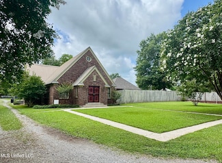 14 Fava St, Alligator, MS 38720