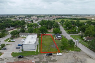 112 W Lamar St, Royse City, TX 75189