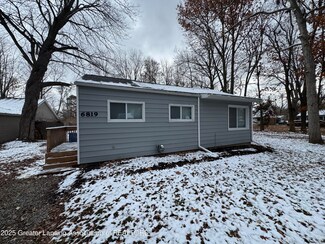 6819 Richard Rd, Lansing, MI 48911