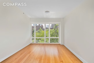 454 W 54th St Unit 3-P, New York, NY 10019