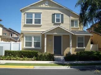 8308 McGraw Hill Dr, Bakersfield, CA 93311