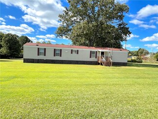 530 Rabbit Ridge Rd, Fair Play, SC 29643