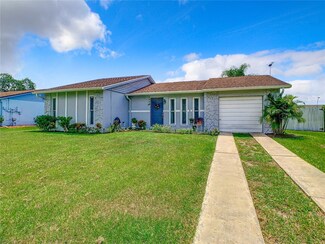 228 E Cedarwood Cir, Kissimmee, FL 34743
