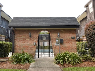 3400 N Arnoult Rd Unit 112, Metairie, LA 70002