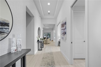 9530 Seagrape Dr, Vero Beach, FL 32963