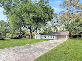 47364 Palm Dr, Tickfaw, LA 70466