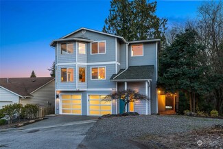 1002 Angle Ln, Everett, WA 98201