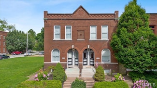 2906 Mcnair Ave, Saint Louis, MO 63118
