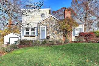 131 6th Ave, Milford, CT 06460