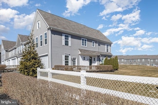 665 Stoverdale Rd, Hummelstown, PA 17036