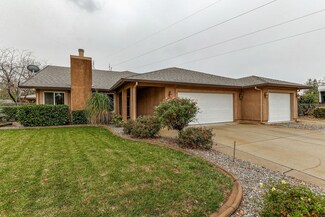 4899 Alta Saga Dr, Redding, CA 96002