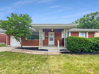 8706 Brent Dr, Cincinnati, OH 45231