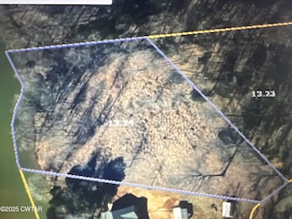 692 Dry Creek Ln, Lexington, TN 38351