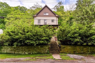 404 Valley Ave, Wall, PA 15148