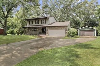 23836 N Shore Dr, Edwardsburg, MI 49112
