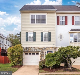 2015 Capstone Cir, Herndon, VA 20170