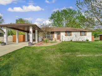 6 Dwight St, Waterloo, IL 62298