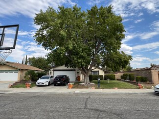 44644 11th St E, Lancaster, CA 93535