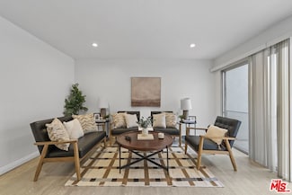 18518 Mayall St Unit H, Northridge, CA 91324