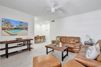 2340 NE 9th St Unit 302, Fort Lauderdale, FL 33304