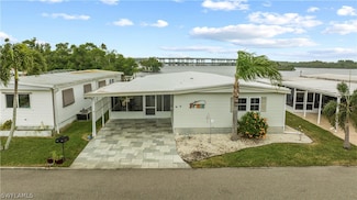 339 Shoreland Dr, Fort Myers, FL 33905