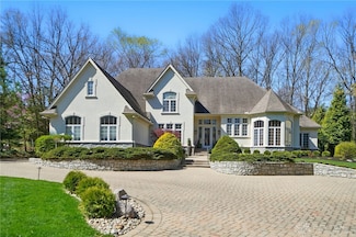 3625 Wood Hollow Rd, Dayton, OH 45429