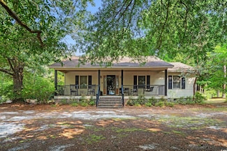 8506 Old Nichols Hwy, Nichols, SC 29581