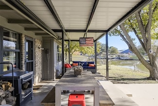 4109 Newport Bay Ct, Granbury, TX 76049