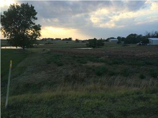 2045 Trailend Dr, Goddard, KS 67052