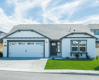 4916 Corinth Dr, Pasco, WA 99301