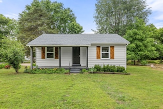 1101 Beckham Ave, Lawrenceburg, TN 38464