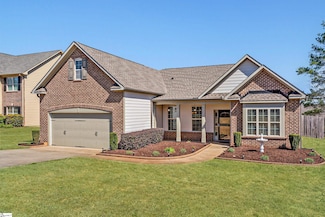 205 Silver Hawk Dr, Duncan, SC 29334