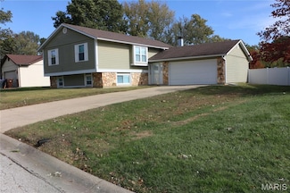 4 Ridgewoods Ct, Saint Peters, MO 63376