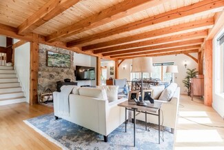 20 Forest Ln, Kennebunkport, ME 04046