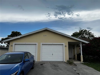2161 41st St SW, Naples, FL 34116