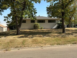 416 N Sherwood St, Ivanhoe, MN 56142