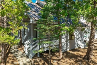40814 Village Pass Ln, Shaver Lake, CA 93664