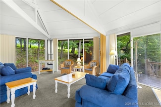 146 Tree Top Dr Unit 8, Lake Ozark, MO 65049