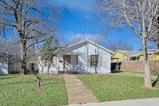 2842 Halbert St, Fort Worth, TX 76112