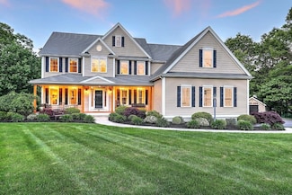 19 Mulberry Ln, Franklin, MA 02038