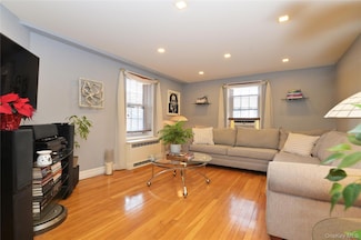 139-09 84th Dr Unit 306, Jamaica, NY 11435