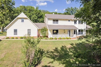 19585 Cottrell Dr, Claremore, OK 74019